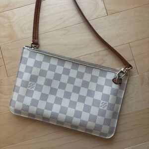 Louis Vuitton Damier Azur Pochette